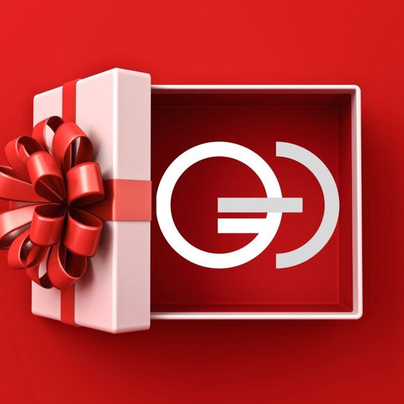 NEW JEWELRY, LIGHTLY USED CLOTHING & MISC - Picture 4 of 7